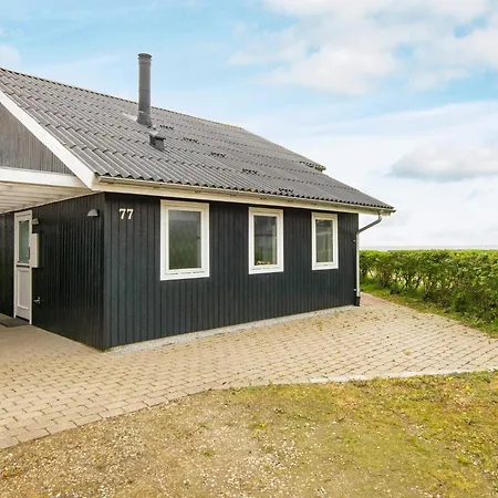 6 Person Holiday In